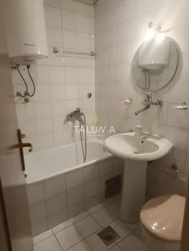 Rent, one bedroom apartment, 40m², Ljubović, Podgorica - image 5
