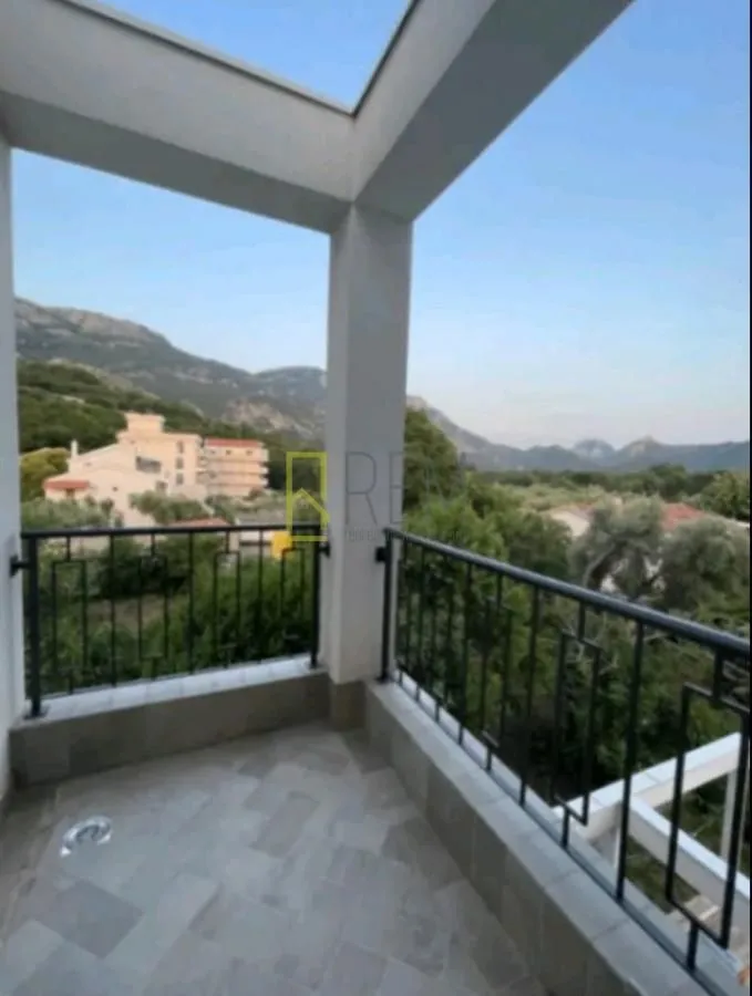 Sale, one bedroom apartment, 40m², Buljarica, Budva