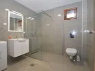 Prodaja, dvosoban stan, 70m², Kalimanj, Tivat - image 10