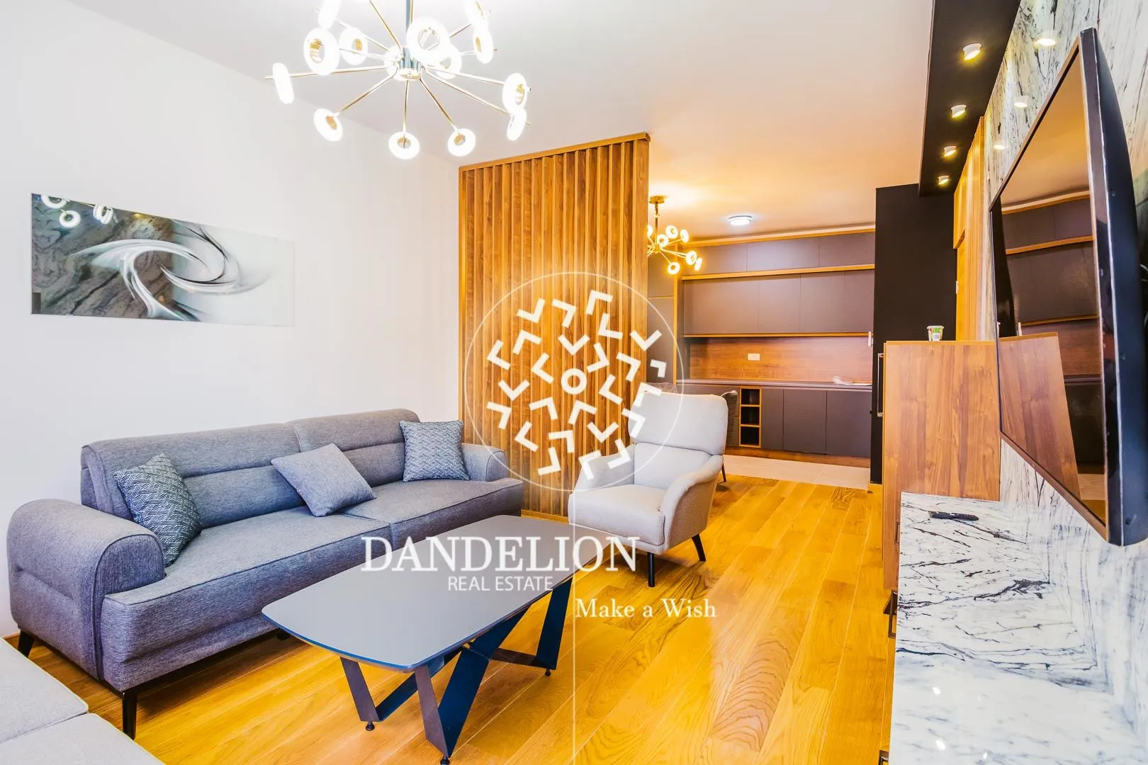 Izdavanje, dvosoban stan, 71m², New City, Podgorica