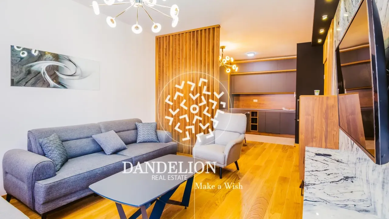 Izdavanje, dvosoban stan, 71m², New City, Podgorica