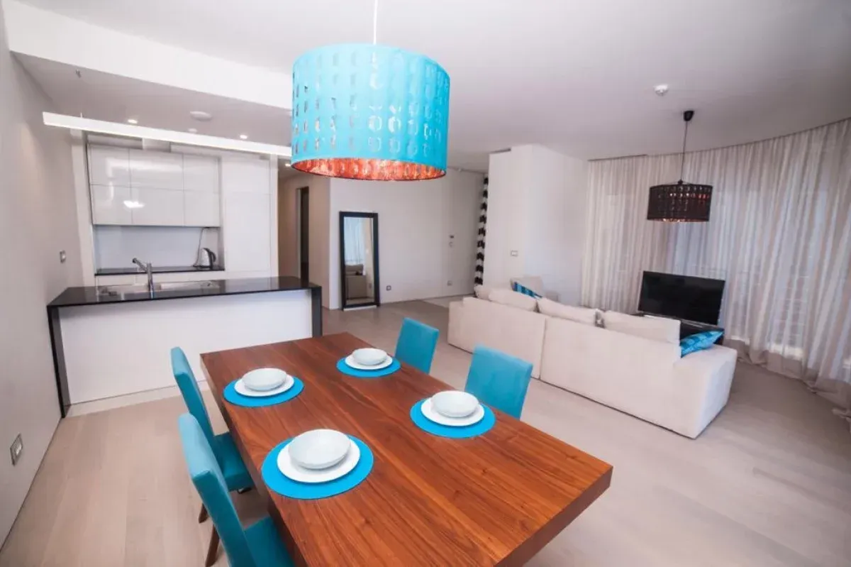 Prodaja, dvosoban stan, 286m², Zavala, Budva