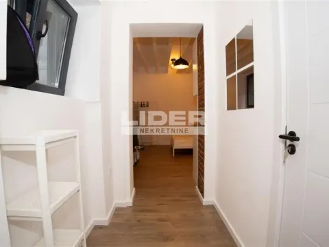 Prodaja, stan, 22m², Kalenić Pijaca, Vračar Sve Podlokacije - image 2