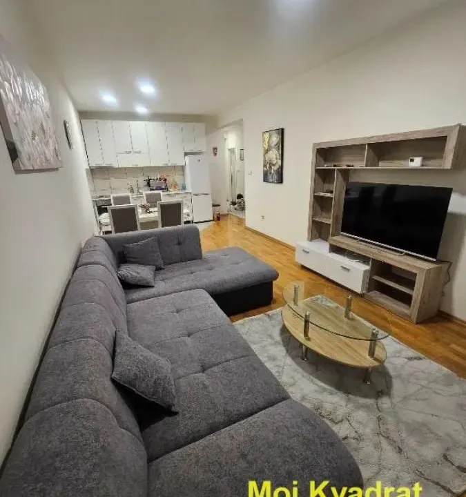 Rent, three bedroom apartment, 55m², Đeram Pijaca, Beograd