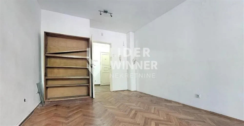 Sale, three bedroom apartment, 89m², Stari Grad, Beograd