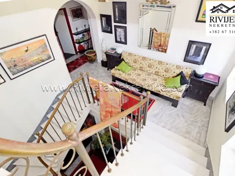 Prodaja, kuća, 131m², Centar, Herceg Novi - image 14