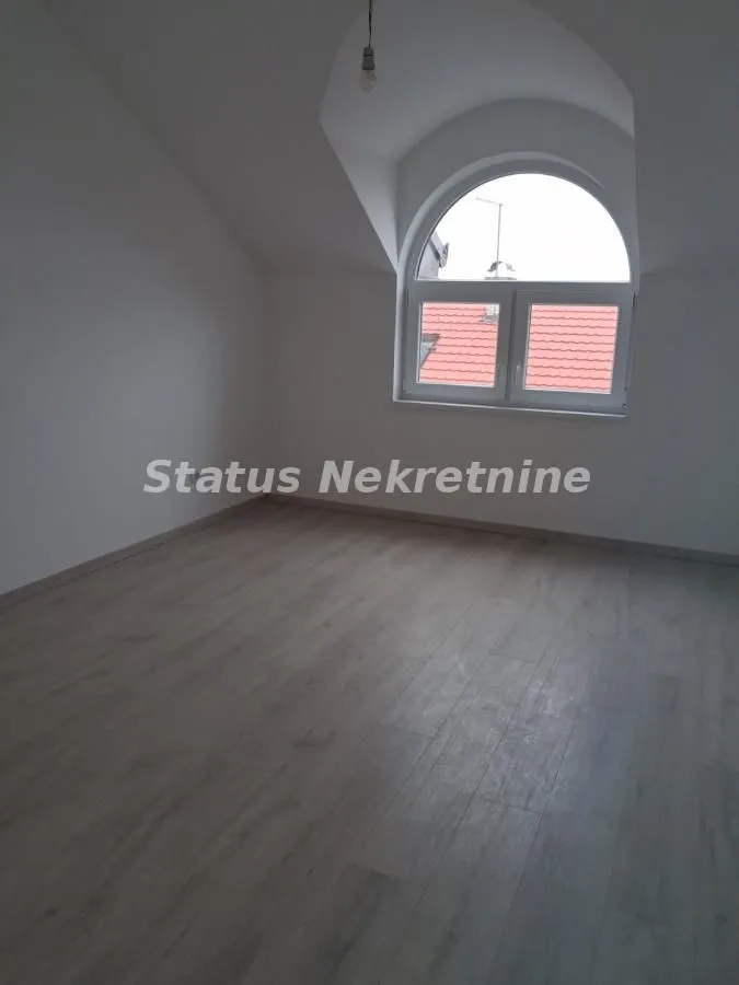 Prodaja, trosoban stan, 83m², Sremska Kamenica, Petrovaradin