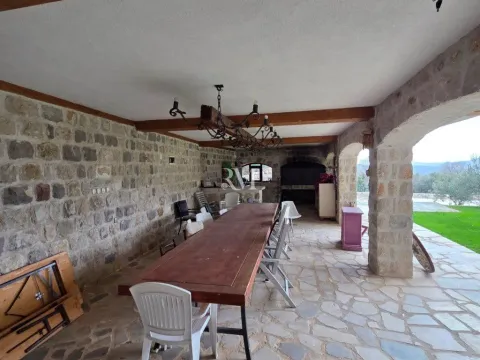Rent, two bedroom apartment, 60m², Nalježići, Kotor - image 13