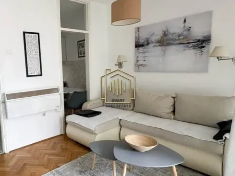 Rent, one bedroom apartment, 37m², City Kvart, Podgorica - image 1