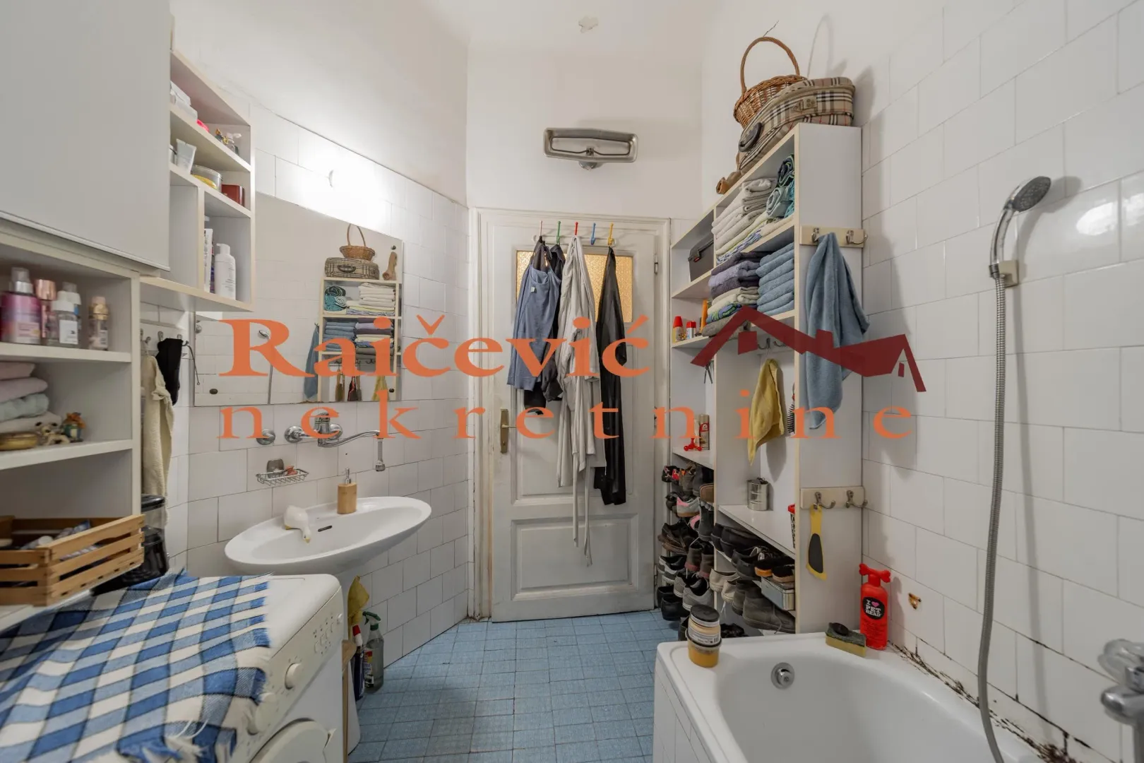 Sale, four bedroom apartment, 139m², Stari Grad, Beograd