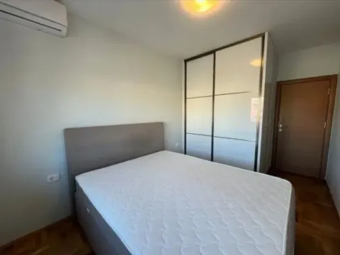 Izdavanje, jednosoban stan, 54m², Zabjelo, Podgorica - image 8