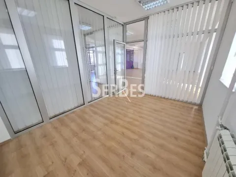 Rent, office space, 200m², Adamovićevo Naselje, Novi Sad Sve Podlokacije - image 6