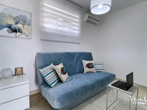 Sale, two bedroom apartment, 120m², Krašići, Tivat - image 3