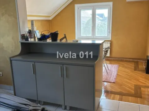 Prodaja, kuća, 349m², Borča 1, Borča Sve Podlokacije - image 3