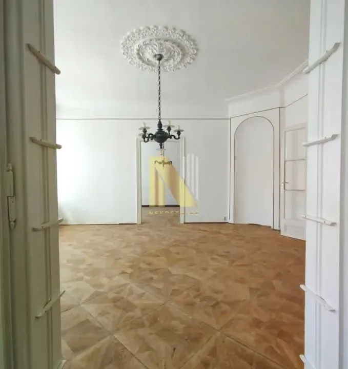 Rent, three bedroom apartment, 200m², Centar, Novi Sad