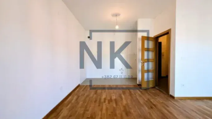 Prodaja, dvosoban stan, 72m², Stari Aerodrom, Podgorica