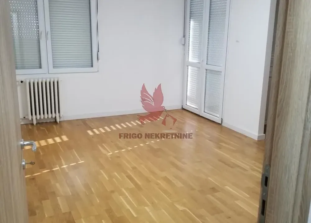 Izdavanje, dvosoban stan, 55m², Banovo Brdo, Beograd