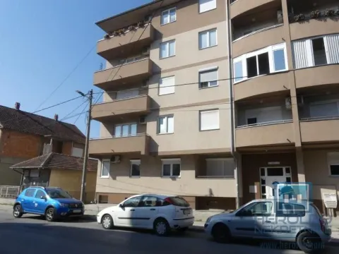Izdavanje, dvosoban stan, 61m², Centar, Jagodina - image 9