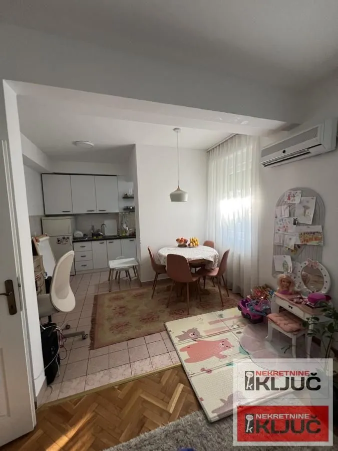 Prodaja, jednosoban stan, 39m², Novo naselje, Novi Sad