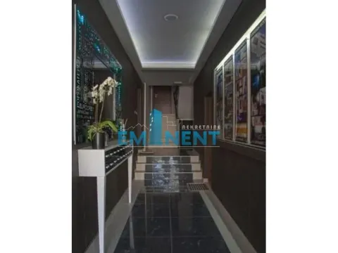Izdavanje, trosoban stan, 88m², Vračar Sve Podlokacije, Beograd - image 9