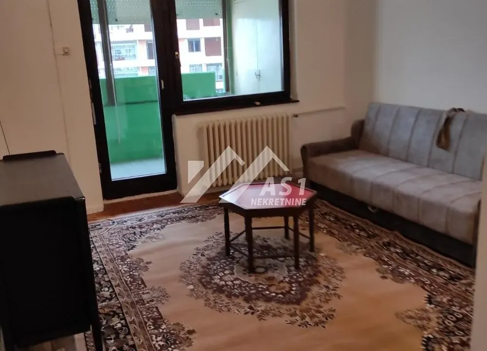 Izdavanje, dvosoban stan, 45m², Detelinara, Novi Sad Sve Podlokacije