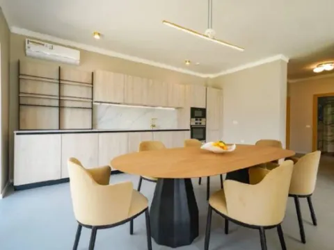 Prodaja, trosoban stan, 158m², Dobrota, Kotor - image 7