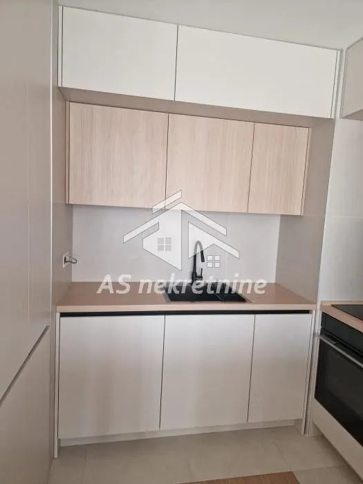 Rent, three bedroom apartment, 72m², Savski Venac, Beograd