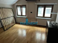 Izdavanje, četvorosoban stan, 120m², Južni Bulevar, Vračar Sve Podlokacije - image 10