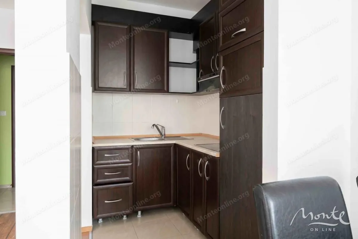 Prodaja, jednosoban stan, 48m², Bečići, Budva