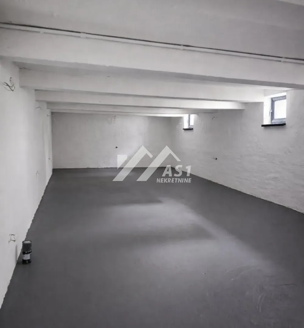 Rent, office space, 240m², Sajam, Novi Sad Sve Podlokacije