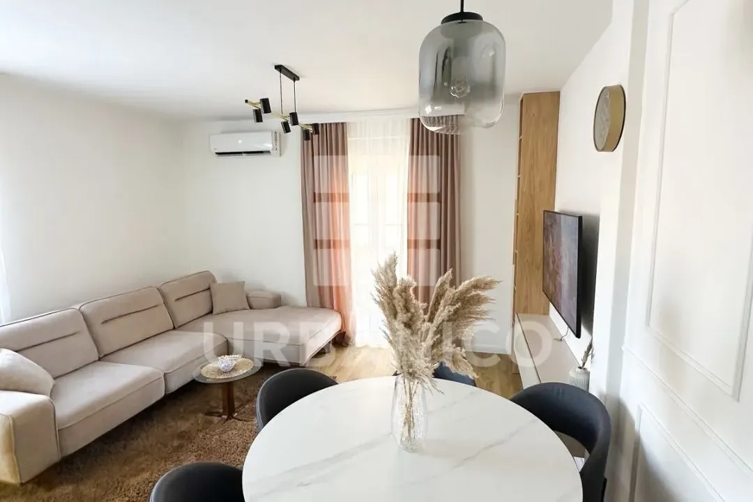 Rent, two bedroom apartment, 65m², Centar, Cetinje