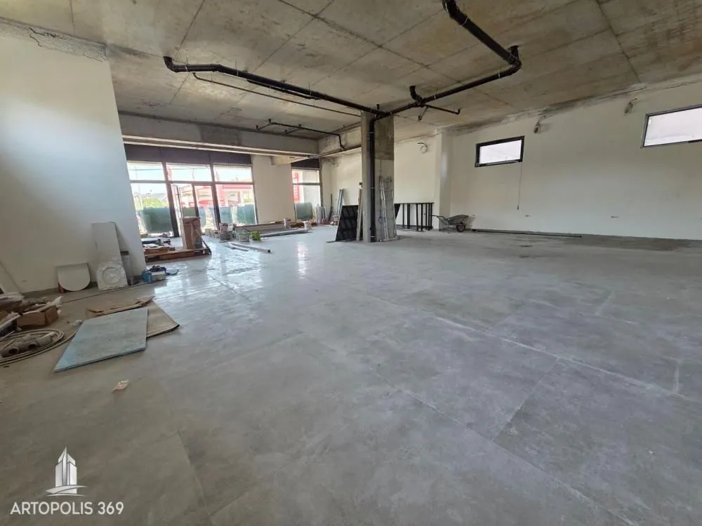 Rent, office space, 220m², Novi Banovci, Stara Pazova