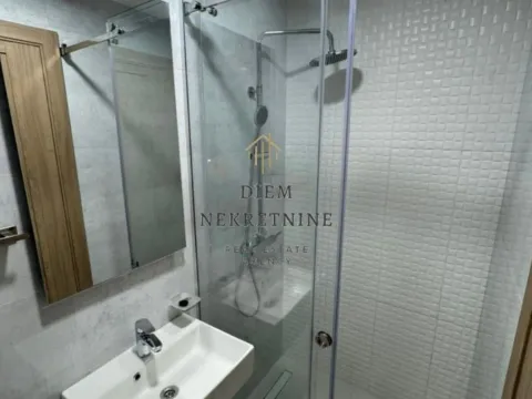 Sale, two bedroom apartment, 69m², Master Kvart, Podgorica - image 9