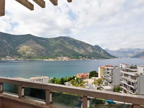 Prodaja, jednosoban stan, 52m², Dobrota, Kotor - image 9