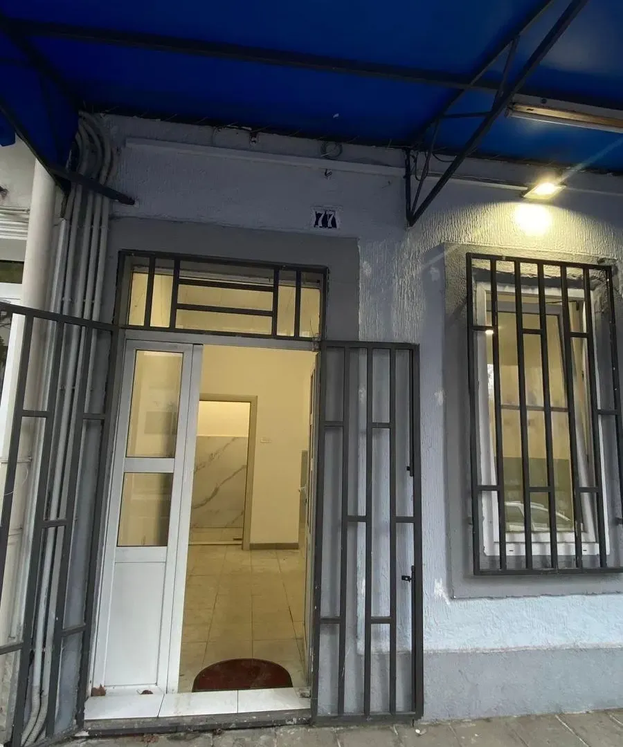 Izdavanje, poslovni prostor, 30m², Centar, Podgorica