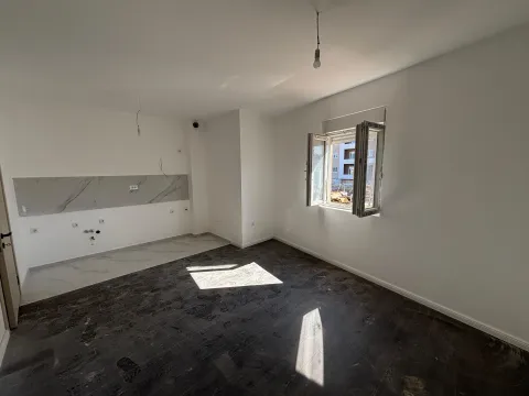 Rent, studio apartment, 29m², Zabjelo, Podgorica - image 2