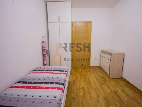 Izdavanje, dvosoban stan, 65m², City Kvart, Podgorica - image 13