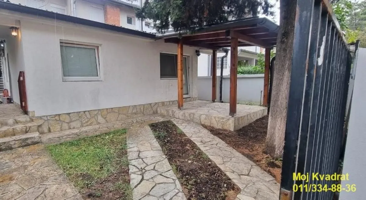 Sale, house, 45m², Petlovo Brdo, Beograd