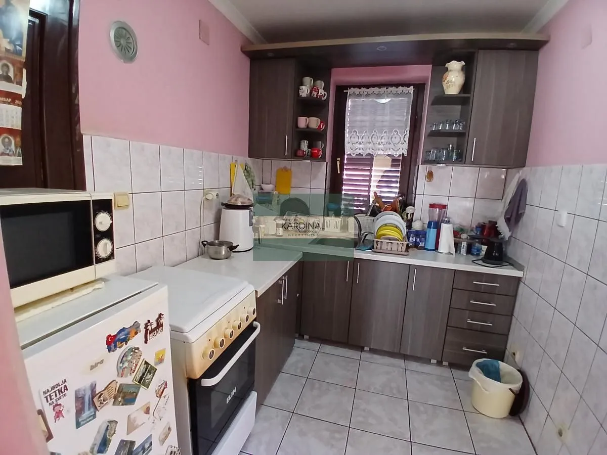 Prodaja, kuća, 440m², Centar, Jagodina