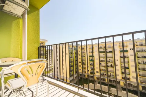 Izdavanje, jednosoban stan, 43m², Pobrežje, Podgorica - image 10