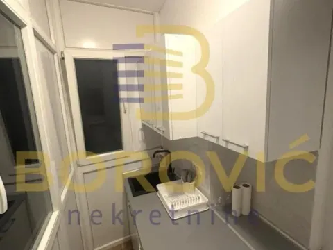 Rent, one bedroom apartment, 34m², Stari Grad, Beograd - image 9