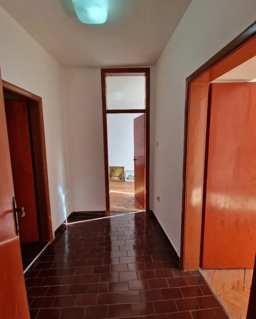 Sale, two bedroom apartment, 78m², Stari Grad Kotor, Kotor
