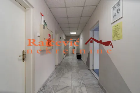 Rent, office space, 273m², Banovo Brdo, Beograd - image 8