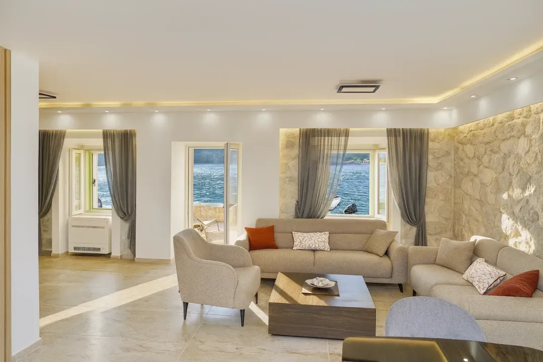Rent, house, 184m², Tivat, Crna Gora