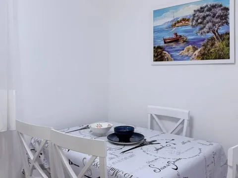 Rent, one bedroom apartment, 45m², Bečići, Budva - image 4