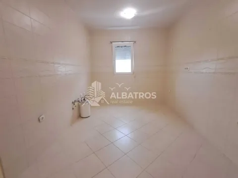 Rent, two bedroom apartment, 75m², Centar, Bar - image 4