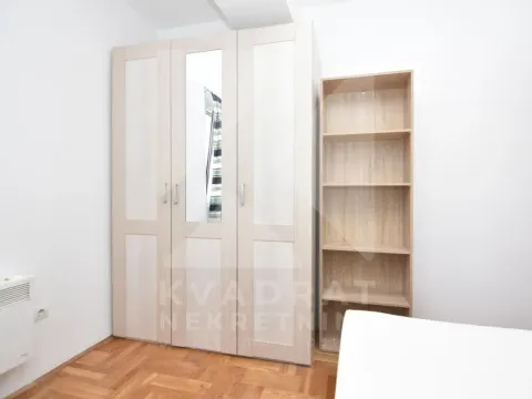 Rent, two bedroom apartment, 90m², Preko Morače, Podgorica - image 9