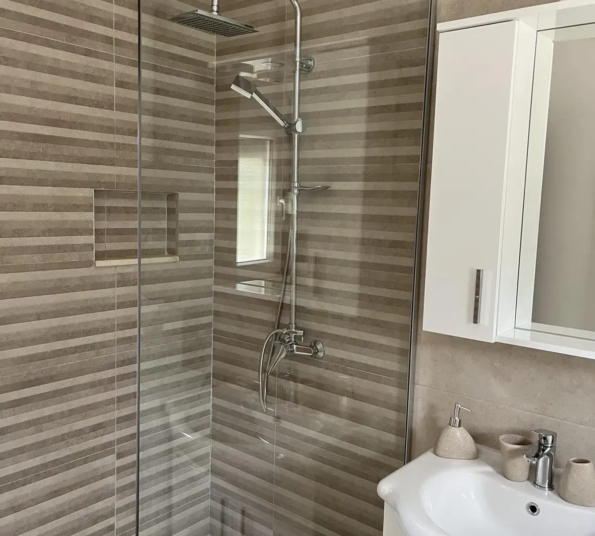 Rent, two bedroom apartment, 68m², Gornja Lastva, Tivat