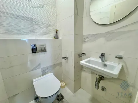 Prodaja, dvosoban stan, 70m², Central Point, Podgorica - image 10