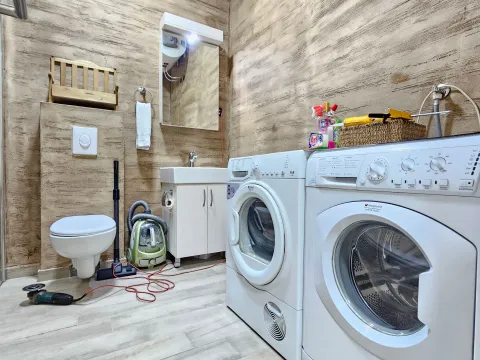 Rent, two bedroom apartment, 68m², Blok 9, Podgorica - image 10